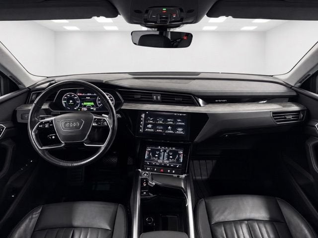 2021 Audi e-tron Premium quattro