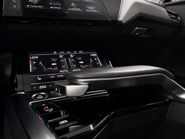 2021 Audi e-tron Premium quattro