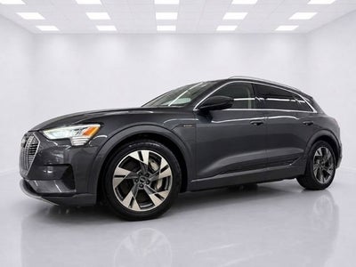 2021 Audi e-tron Premium quattro