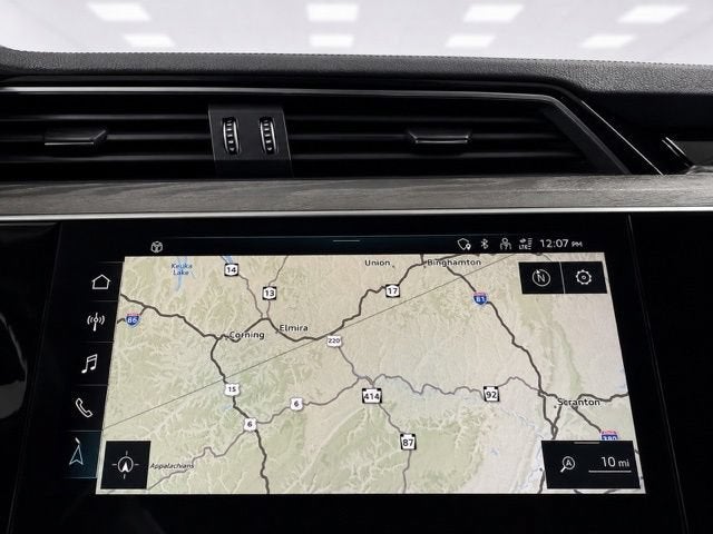 2021 Audi e-tron Premium quattro