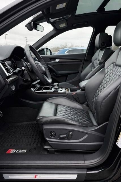 2023 Audi SQ5 Premium Plus