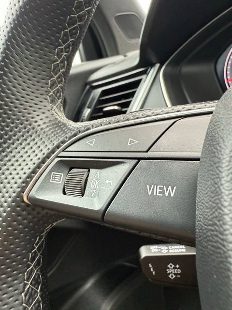 2023 Audi SQ5 Premium Plus