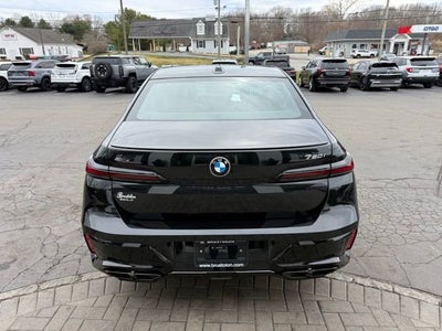 2025 BMW 760i xDrive