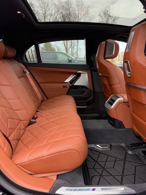 2025 BMW 760i xDrive