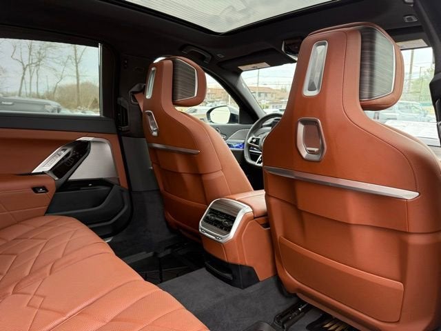 2025 BMW 760i xDrive
