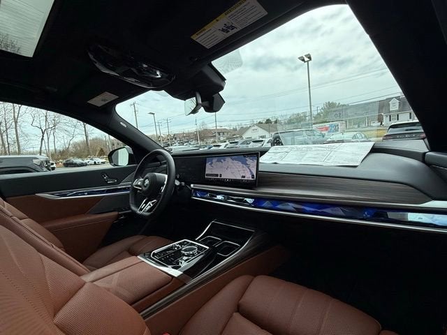 2025 BMW 760i xDrive