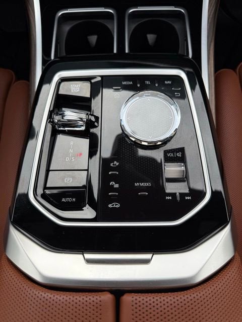 2025 BMW 760i xDrive