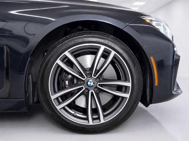 2022 BMW 750 i xDrive