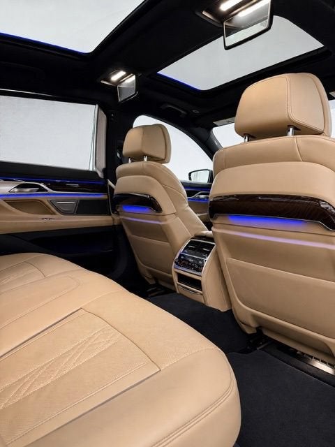 2022 BMW 750 i xDrive