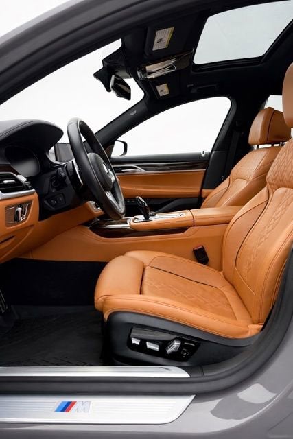 2021 BMW 750i xDrive