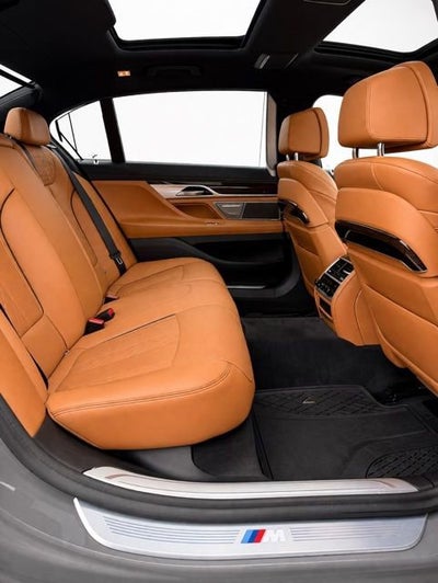 2021 BMW 750i xDrive