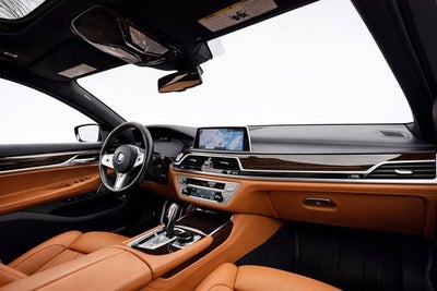 2021 BMW 750i xDrive
