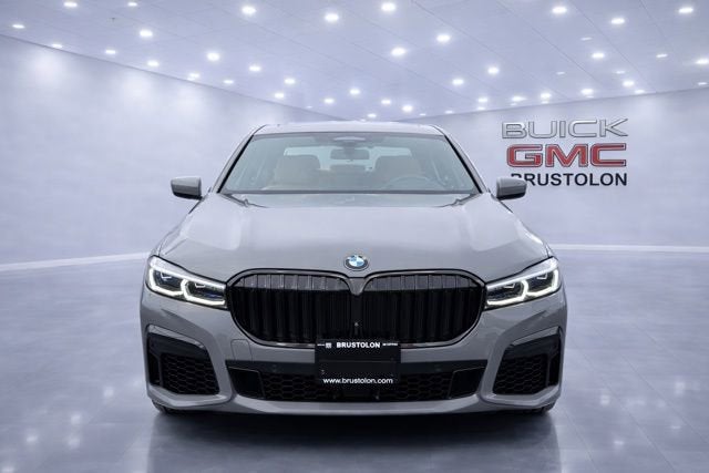 2021 BMW 750i xDrive