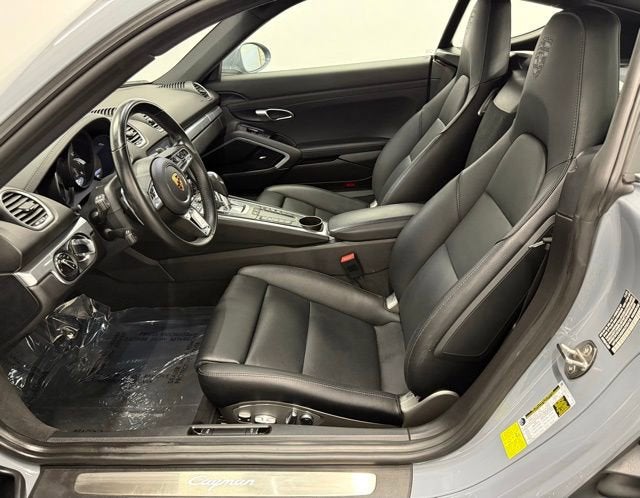 2024 Porsche 718 Cayman NA