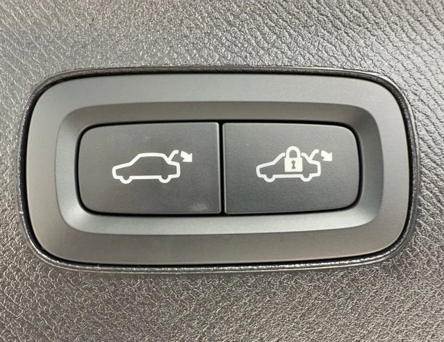 2023 Volvo XC90 Recharge Plug-In Hyb Ultimate