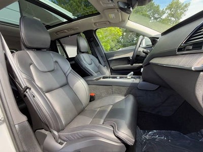 2023 Volvo XC90 Recharge Plug-In Hyb Ultimate