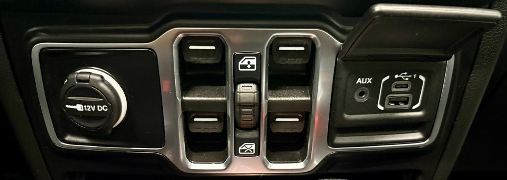 2023 Jeep Wrangler Willys