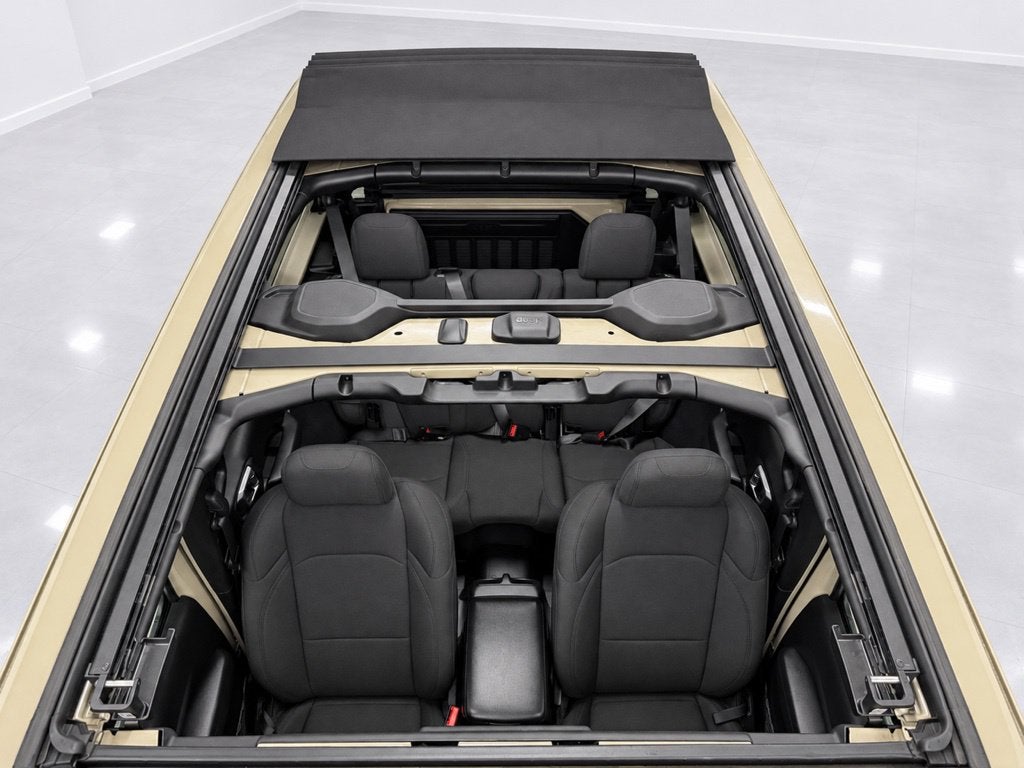 2022 Jeep Wrangler Unlimited Willys