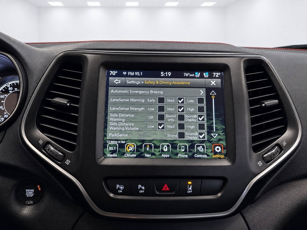 2019 Jeep Cherokee Trailhawk