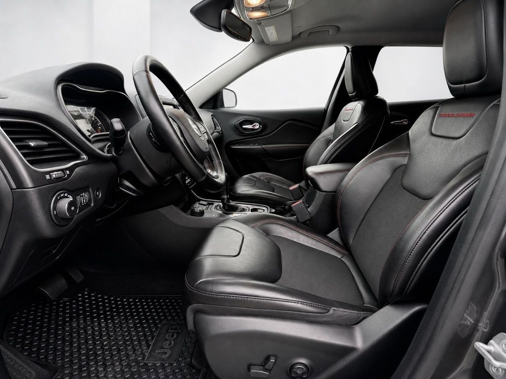2021 Jeep Cherokee Trailhawk