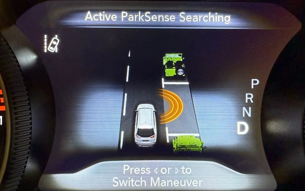 2023 Jeep Cherokee Altitude