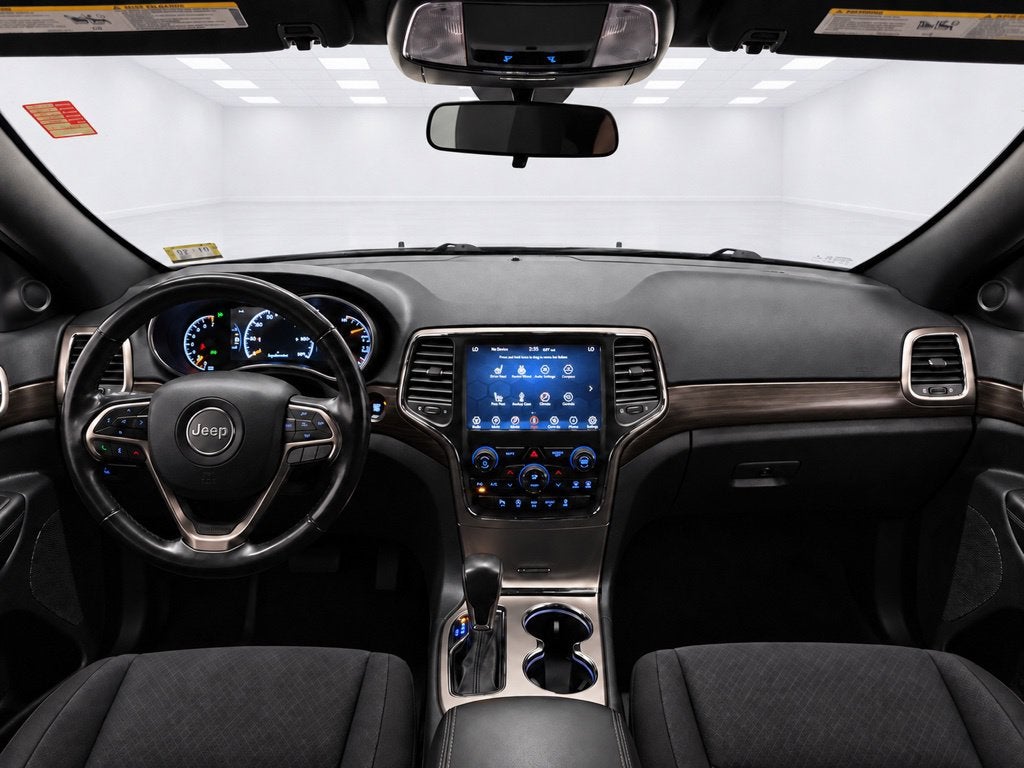 2020 Jeep Grand Cherokee Laredo E
