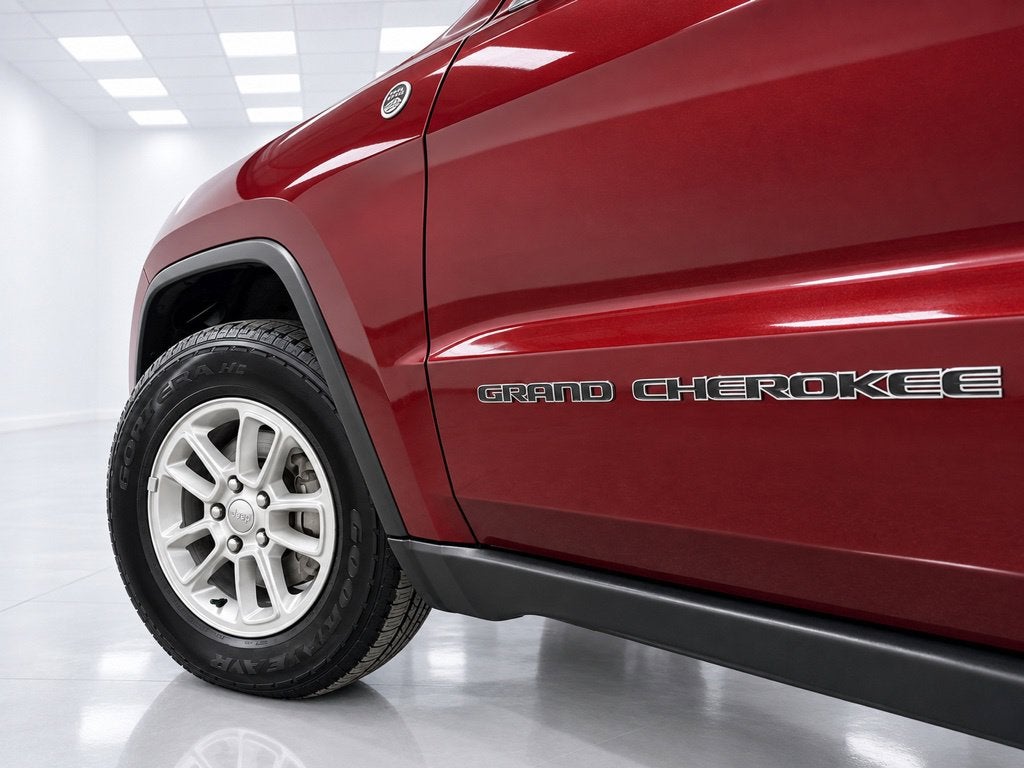 2020 Jeep Grand Cherokee Laredo E