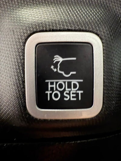 2022 Jeep Grand Cherokee Altitude