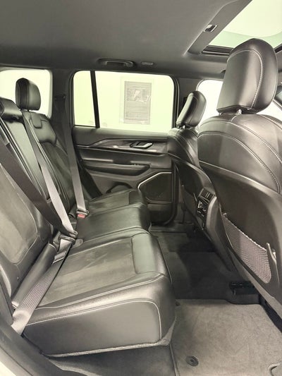 2022 Jeep Grand Cherokee Altitude