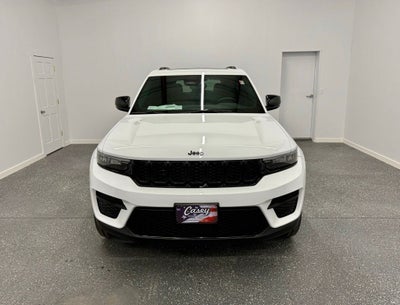 2022 Jeep Grand Cherokee Altitude