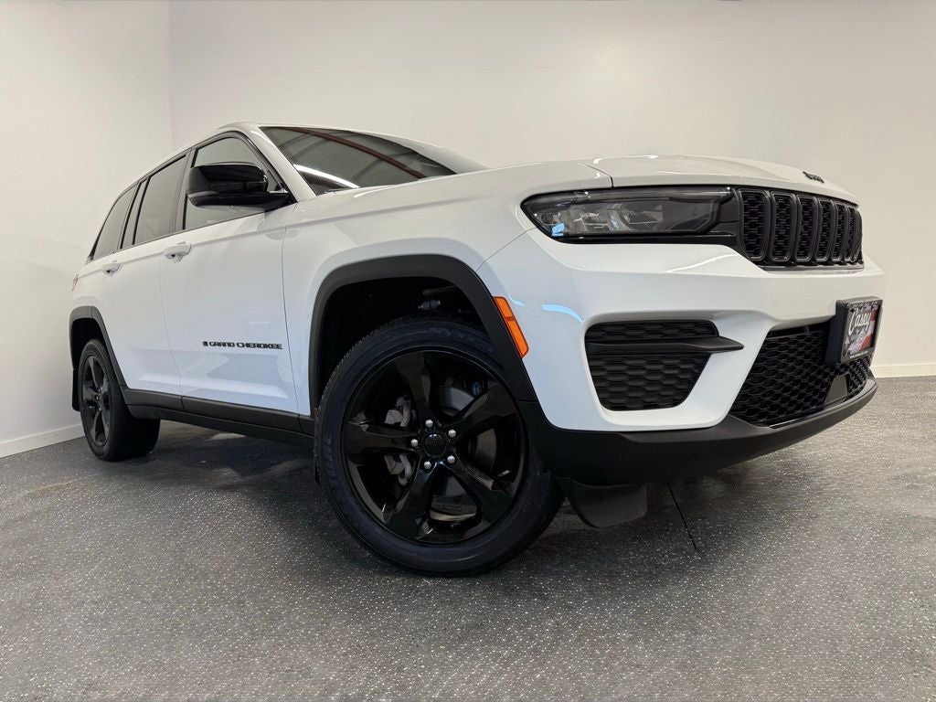 2023 Jeep Grand Cherokee Altitude