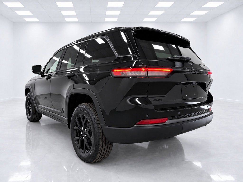 2026 Jeep Grand Cherokee Altitude