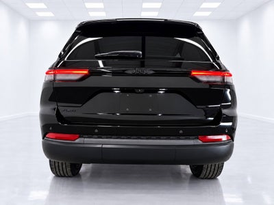 2026 Jeep Grand Cherokee Altitude