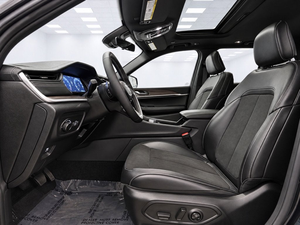 2026 Jeep Grand Cherokee Altitude