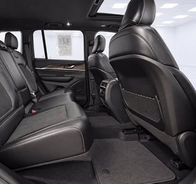 2026 Jeep Grand Cherokee Altitude