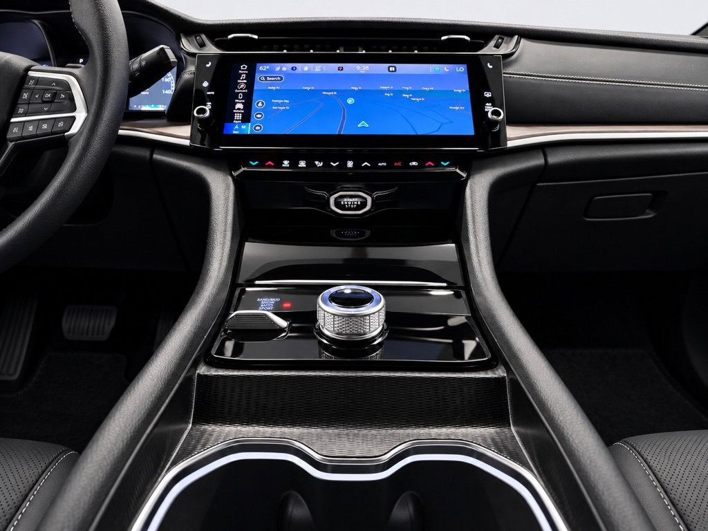 2026 Jeep Grand Cherokee Altitude
