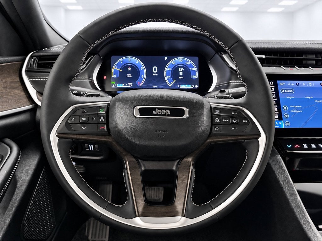 2026 Jeep Grand Cherokee Altitude