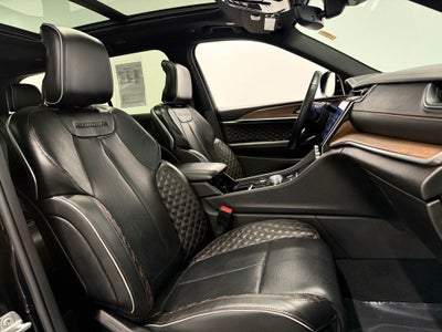 2022 Jeep Grand Cherokee Summit