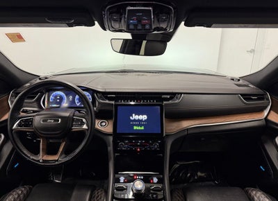 2022 Jeep Grand Cherokee Summit
