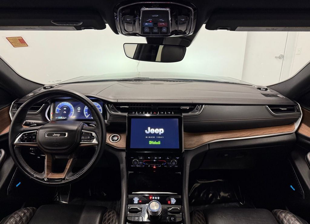 2022 Jeep Grand Cherokee Summit