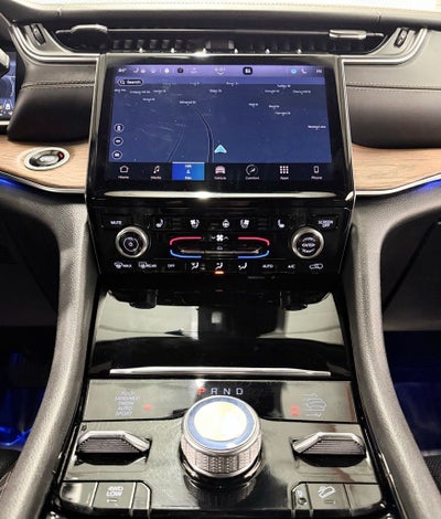 2022 Jeep Grand Cherokee Summit