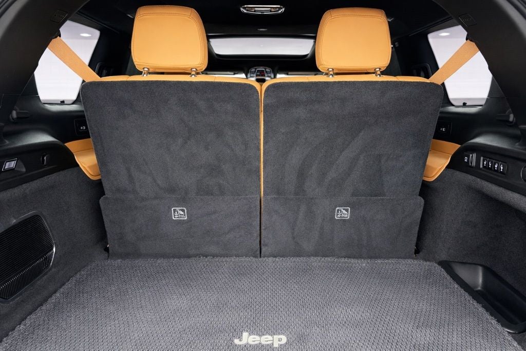 2023 Jeep Grand Cherokee L Summit