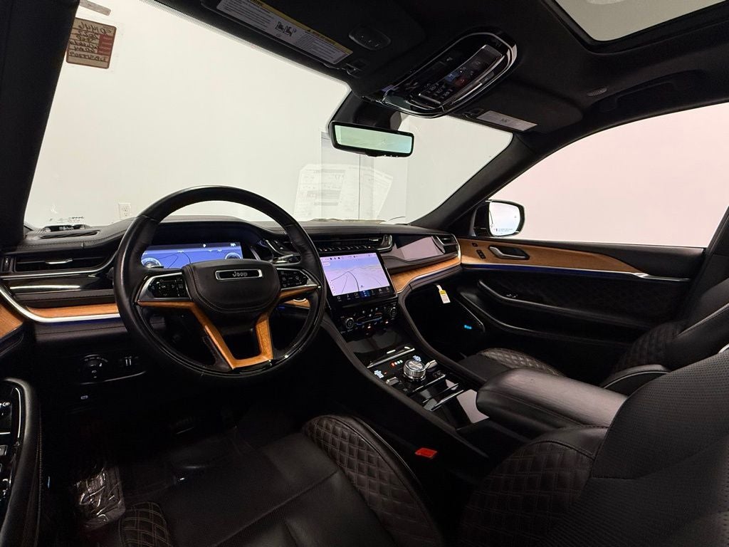 2022 Jeep Grand Cherokee L Summit