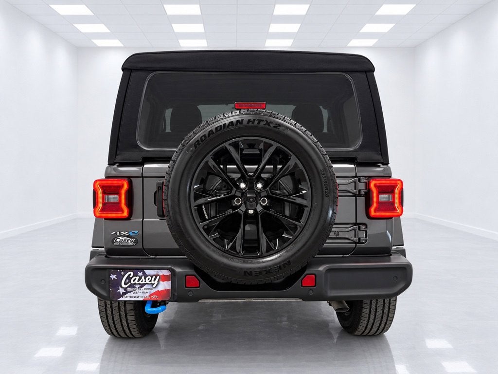 2024 Jeep Wrangler Sahara 4xe