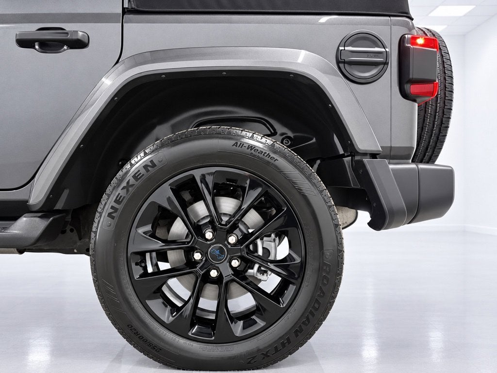 2024 Jeep Wrangler Sahara 4xe