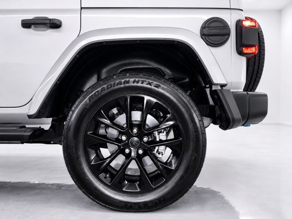 2024 Jeep Wrangler Sahara 4xe