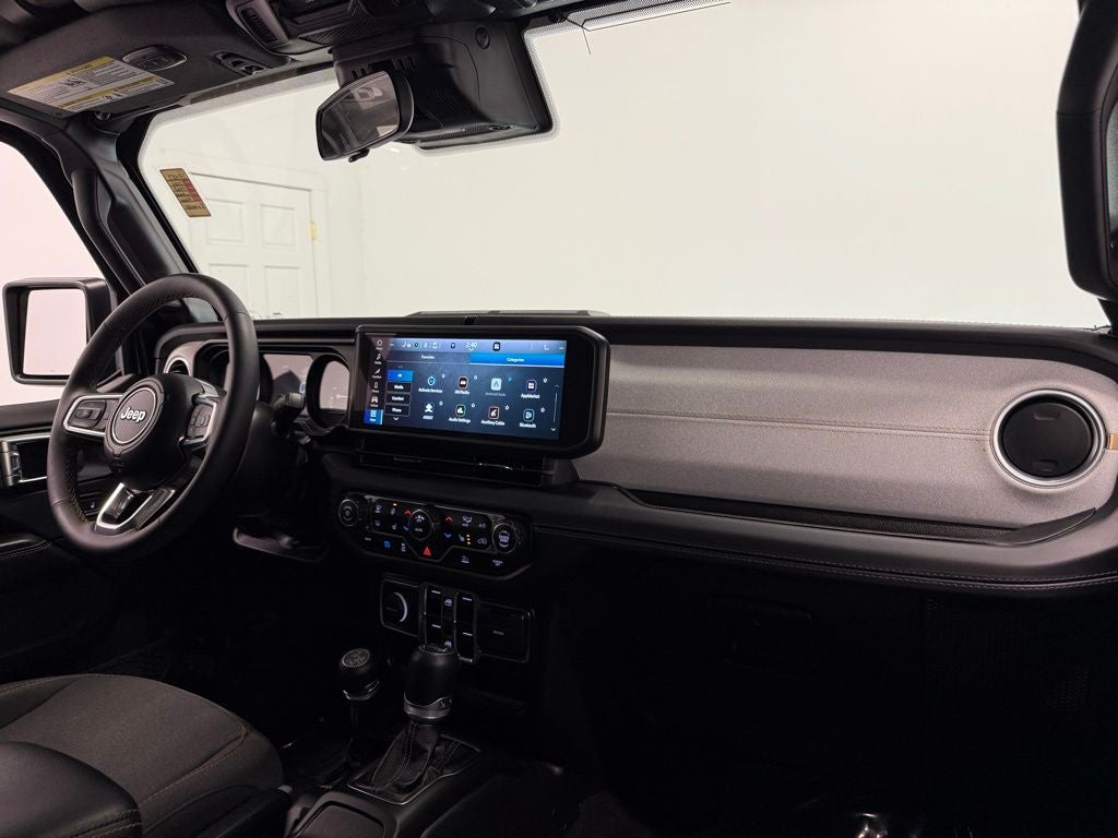 2024 Jeep Wrangler Sahara 4xe