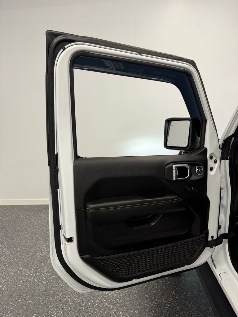 2025 Jeep Wrangler Rubicon 392