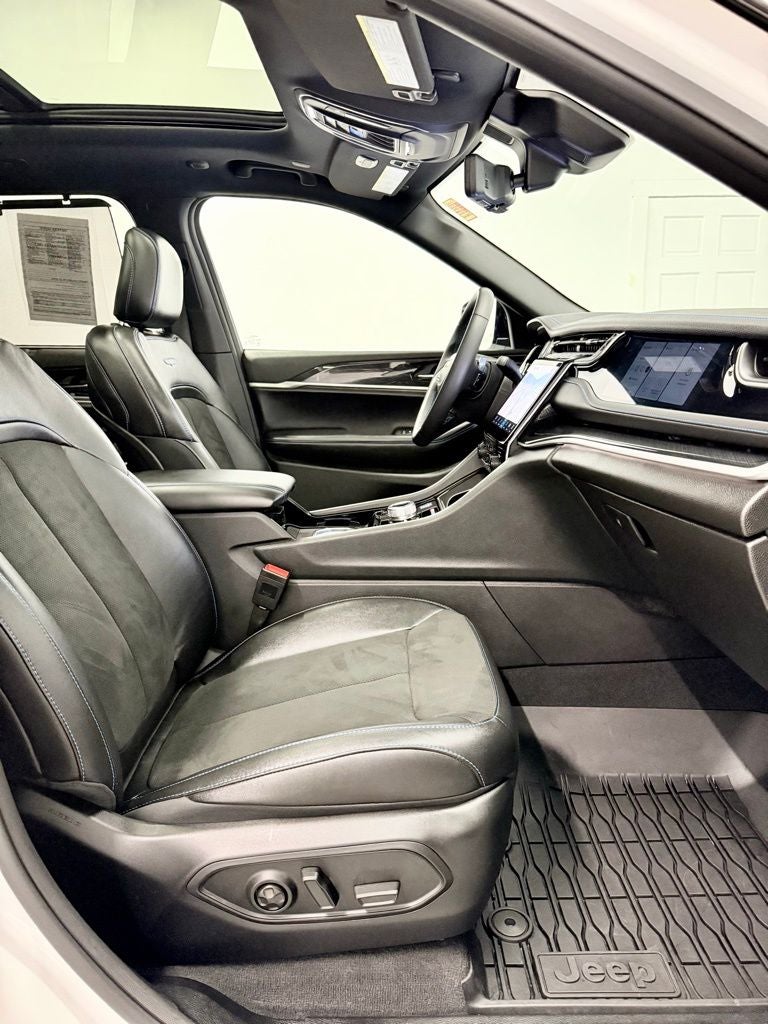 2023 Jeep Grand Cherokee Trailhawk 4xe