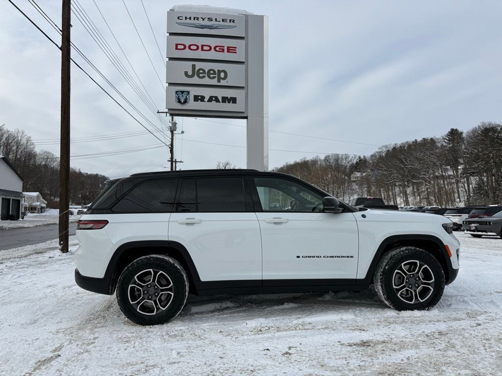 2023 Jeep Grand Cherokee Trailhawk 4xe